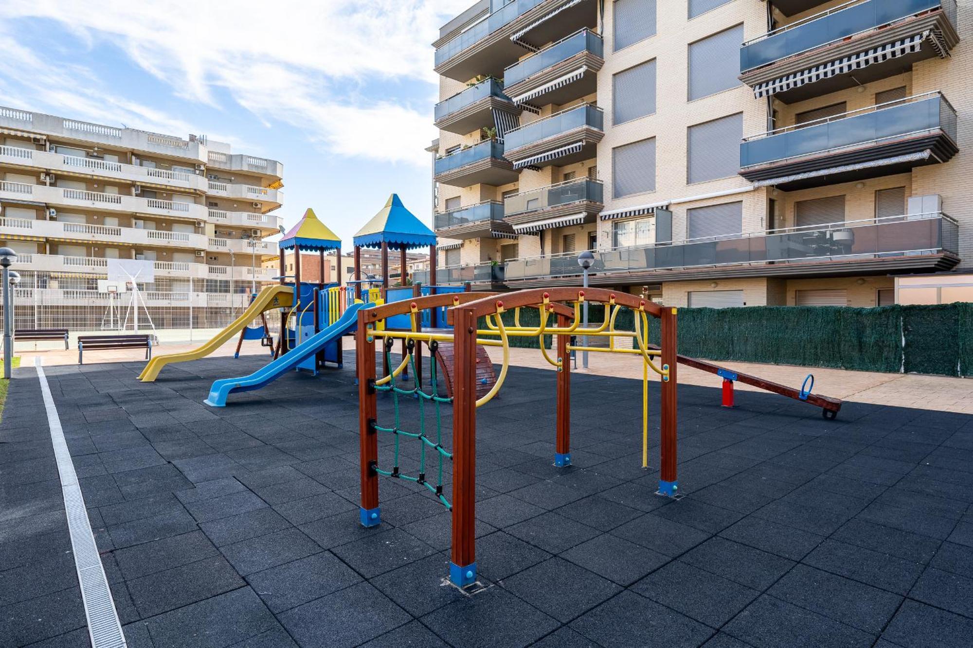 Alea Rentals - Maldivas La Pineda Exteriör bild